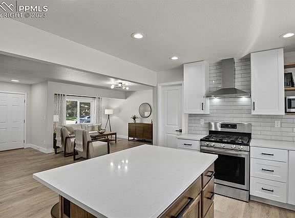 3rd image of 129 Esther Dr