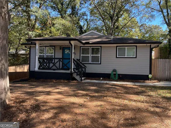 3200 Lowndes St, East Pt, GA 30344