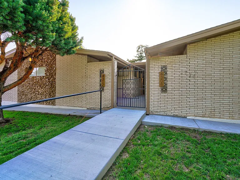4312 N Portland Ave — Photo 30