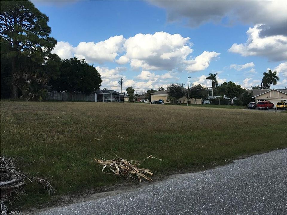 1st image of 2221 SE 9th Ter