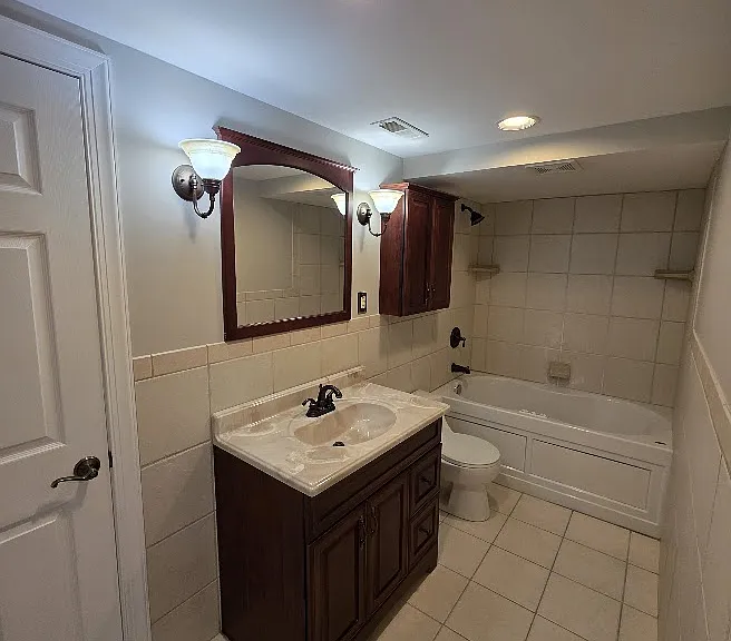 905 Lauren Way — Photo 7
