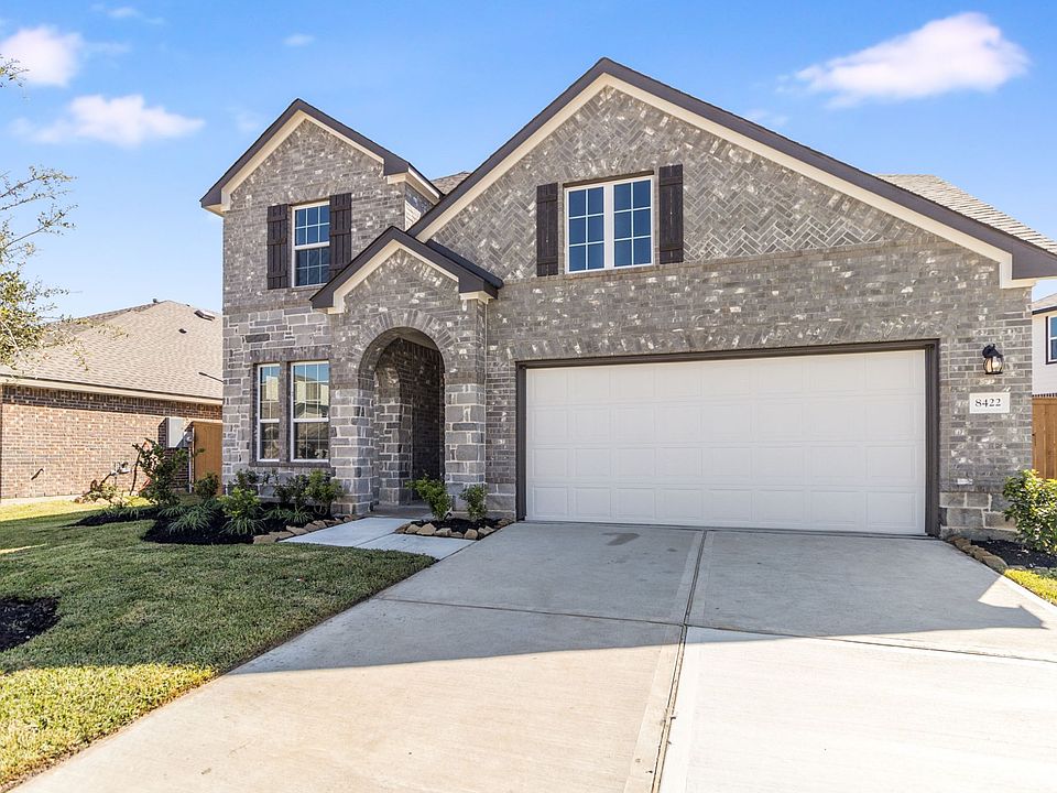 Welcome home to 8422 Manta Ray Drive