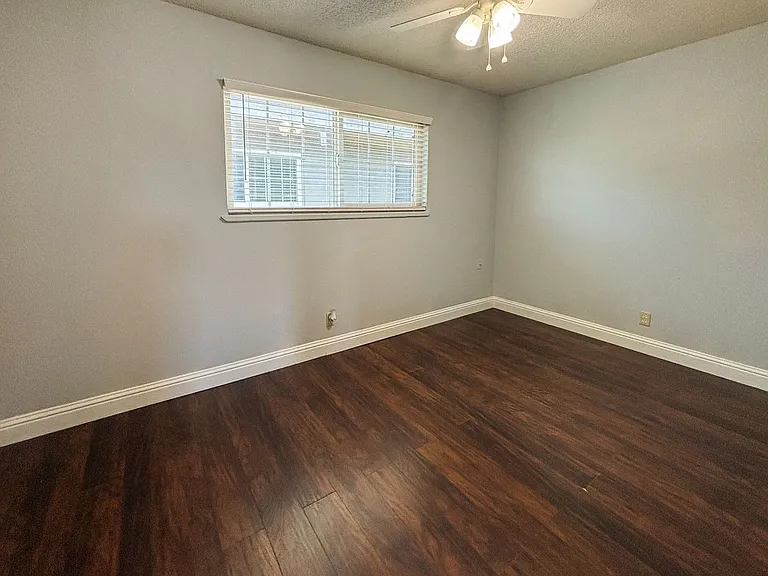 616 O Street — Photo 17