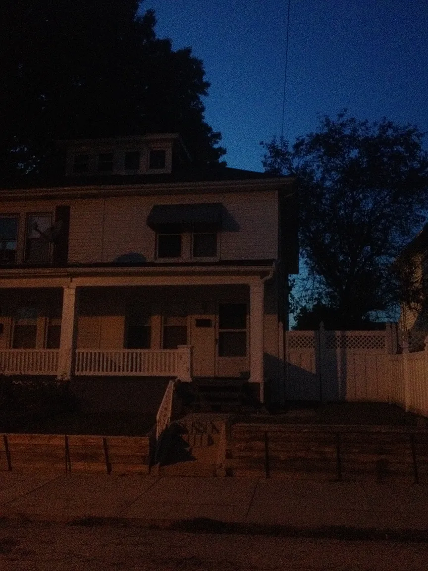 919 E Prospect St photo 1