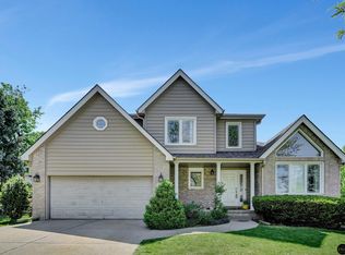 7233 Beaver Hollow Cir, Lincoln, NE 68516