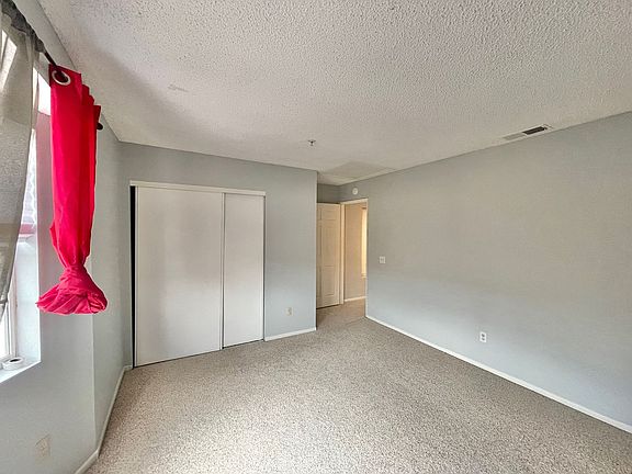 4th image of 724 S Sierra Vista Ave APT E