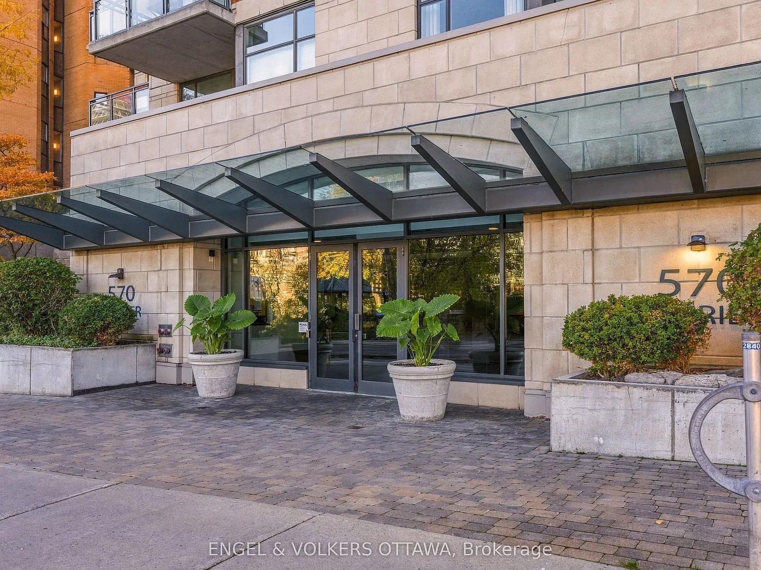 1 bed, $2,250 — Photo 2