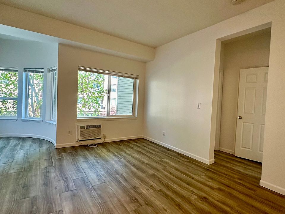 1st image of 3230 Eastlake Ave E APT 202