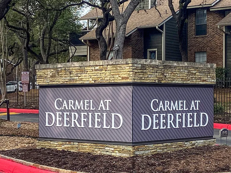 Welcome to Carmel at Deerfield