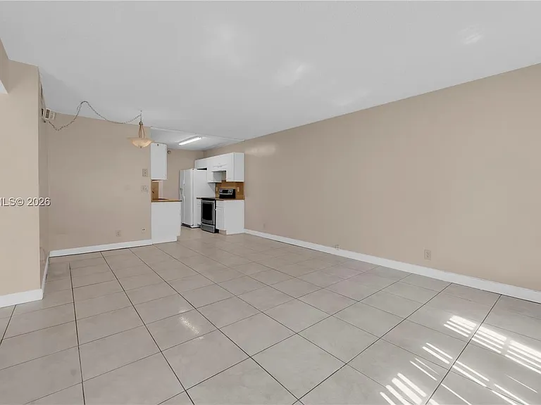 9964 Twin Lakes Dr #35-B — Photo 12