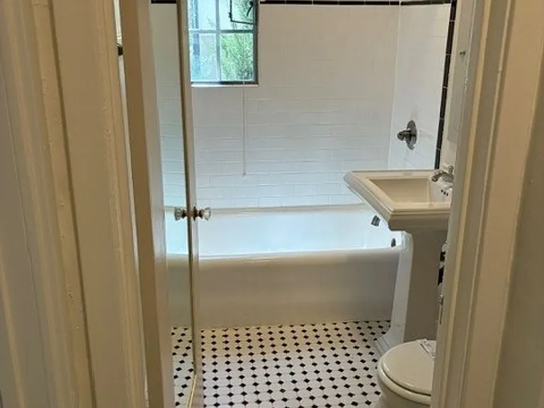 Discover Vintage Charm at Villa Marquise — Photo 19