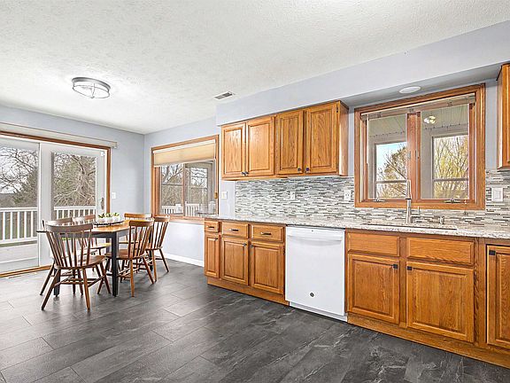 3rd image of 26-58 Blackwood Ct