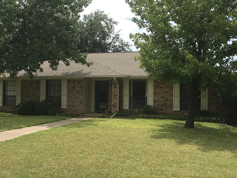 1st image of 1906 Sierra Dr
