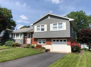 3122 Easthill Dr, Bethlehem, PA 18017