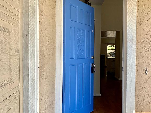 5th image of 431 Dorsey Way