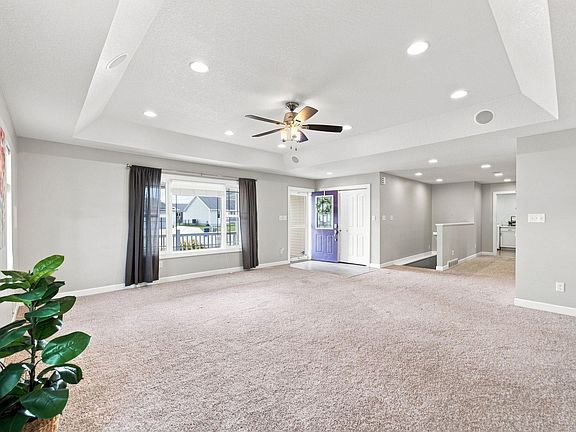 3rd image of 607 Tammy St