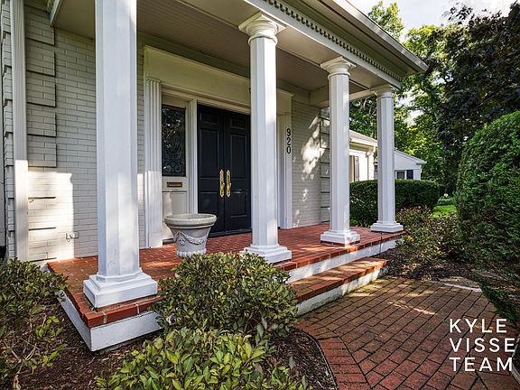 4th image of 920 San Lucia Dr SE