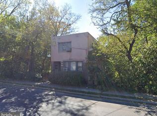 118 Warwick Rd N, Lawnside, NJ 08045