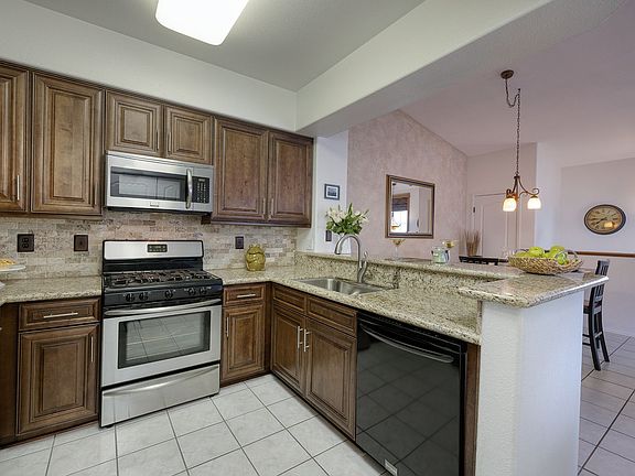 5th image of 9901 Trailwood Dr APT 2078