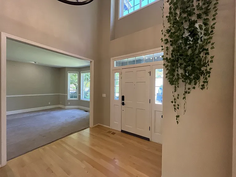 1922 NW New Hope Ct — Photo 6