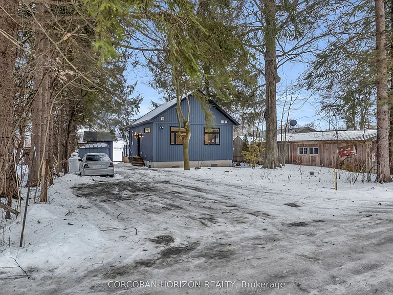 21 Cottage Ln — Photo 4