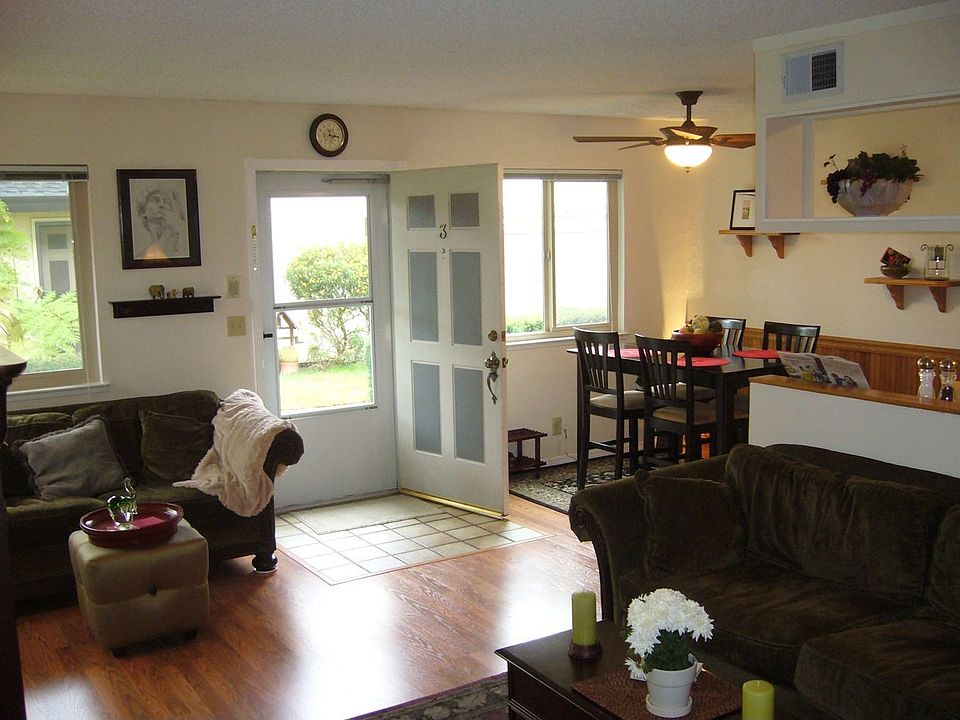 living and dining room