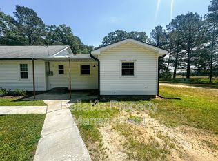 2113 Devils Racetrack Rd, Four Oaks, NC 27524