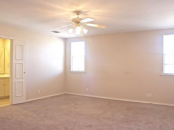 2nd image of 4308 Gleneagles Dr