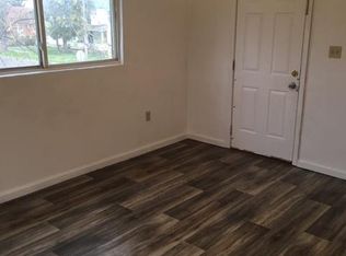 703 10th St W, Huntington, WV 25704