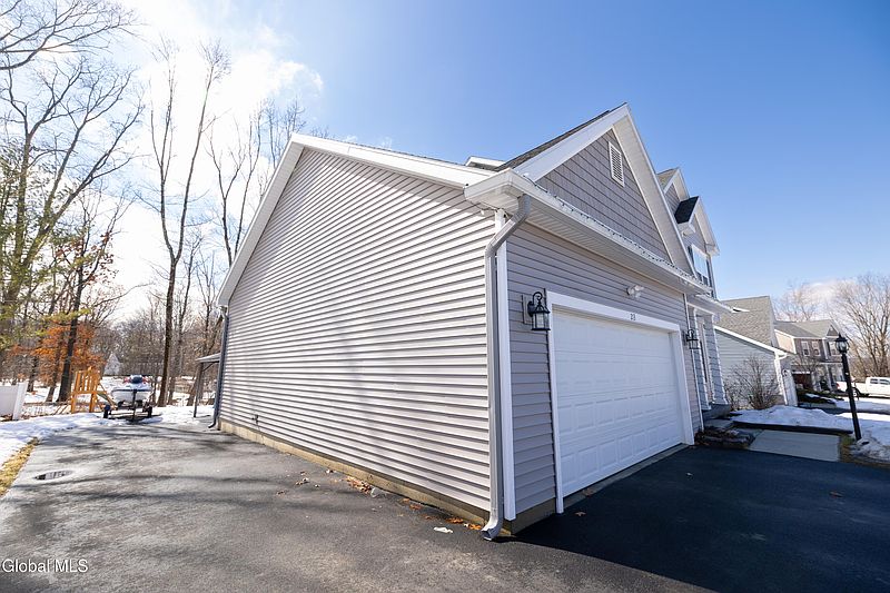 5th image of 213 Park Ridge Drive
