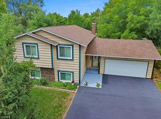 7601 Aldrich Ave N, Brooklyn Park, MN 55444