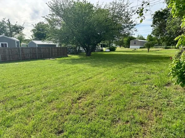 4502 Cathy Dr, Granbury, TX 76049