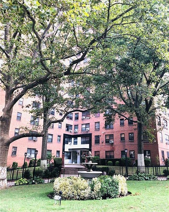 1st image of 9905 63rd Dr APT 3S