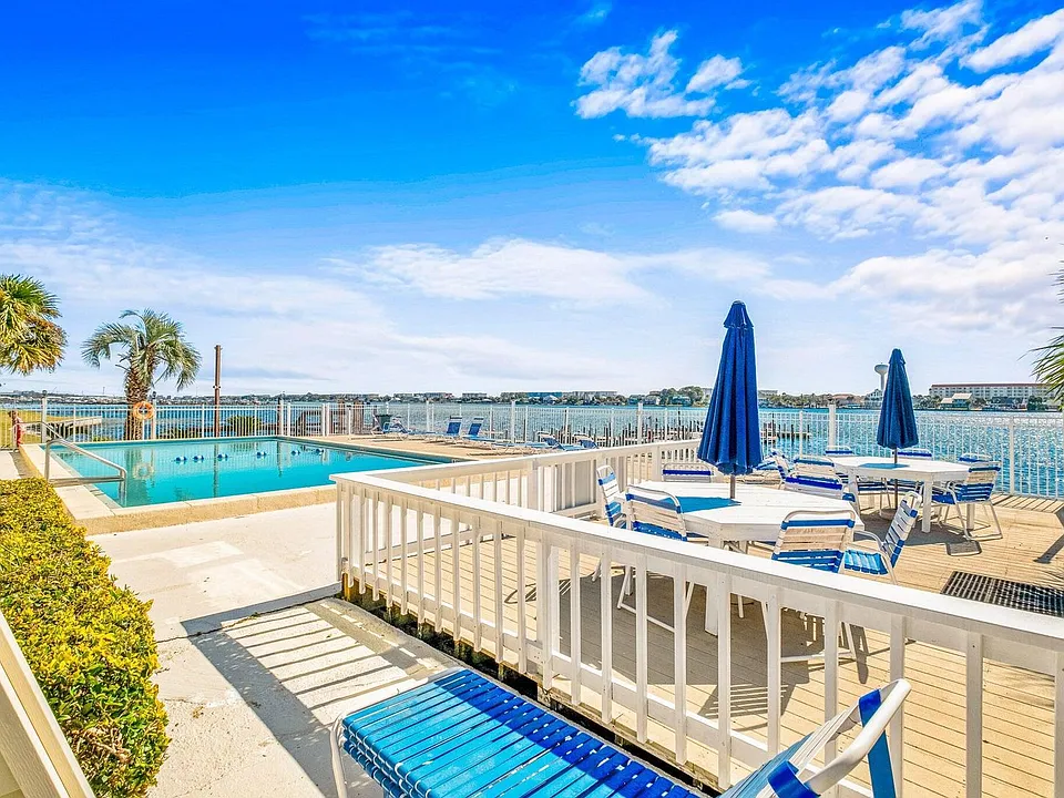 308 Miracle Strip Pkwy SW #3B