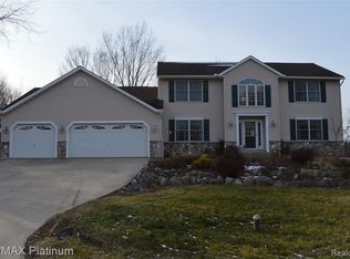 4153 N Burkhart Rd, Howell, MI 48855
