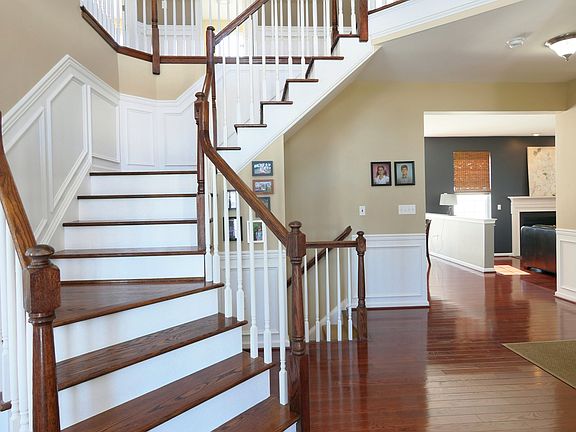 Welcome! Please come in!