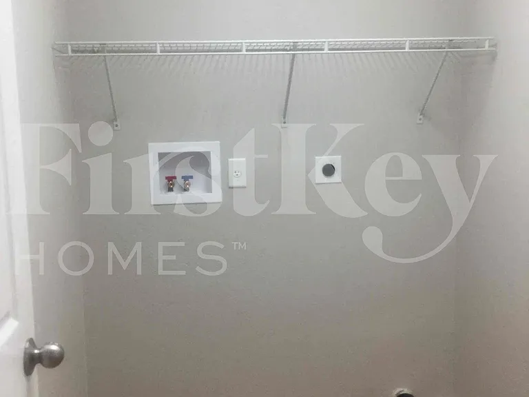 662 SW Sandbar Ter — Photo 14