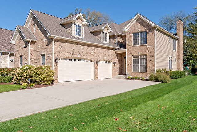 1st image of 507 Blackhawk Dr