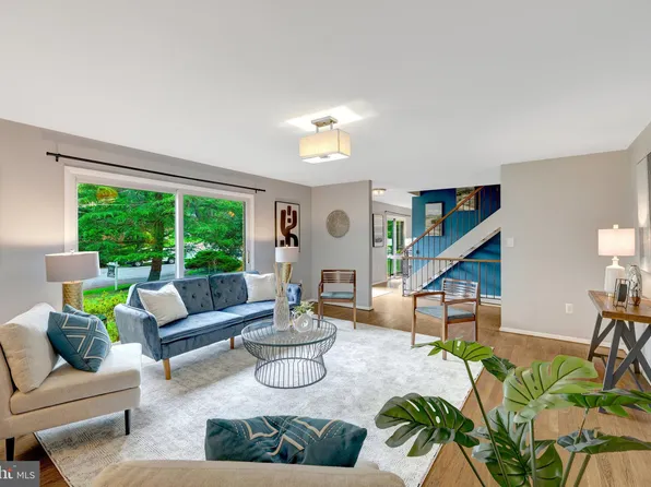 9213 Kilmarnock Dr, Fairfax, VA 22031