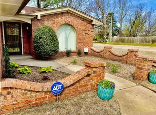 7801 NW 21st St, Bethany, OK 73008