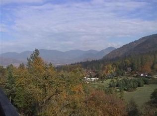 1570 Panoramic Loop, Grants Pass, OR 97527