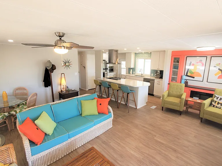 712 Carefree — Photo 10