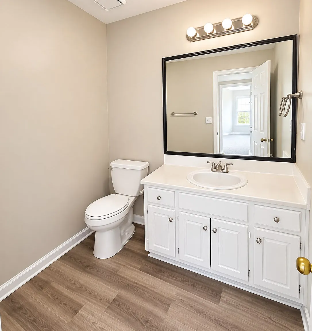 3 bed, 1873 sqft, $2,250 — Photo 3