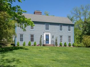 53 Hull Rd, Bernardsville, NJ 07924