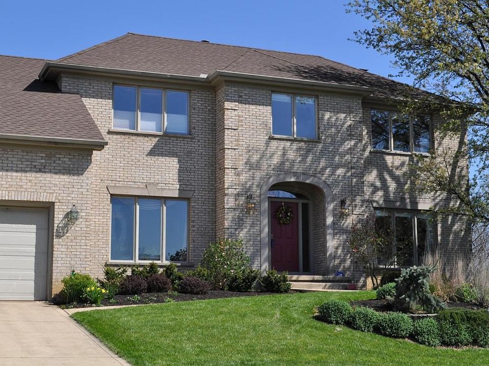 1st image of 3561 Foxcroft Dr