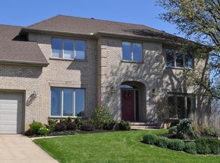 3561 Foxcroft Dr, Lewis Center, OH 43035