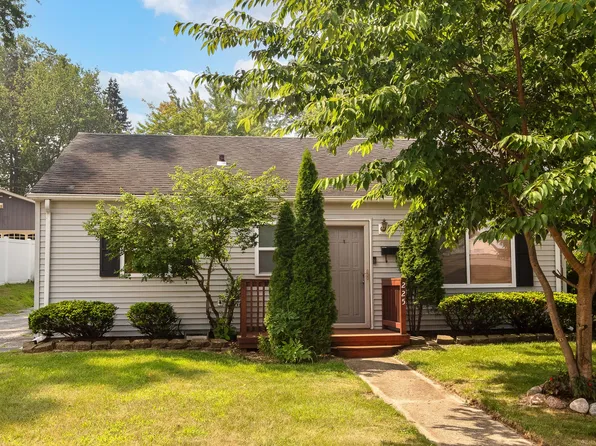 225 E Joliet St, Schererville, IN 46375