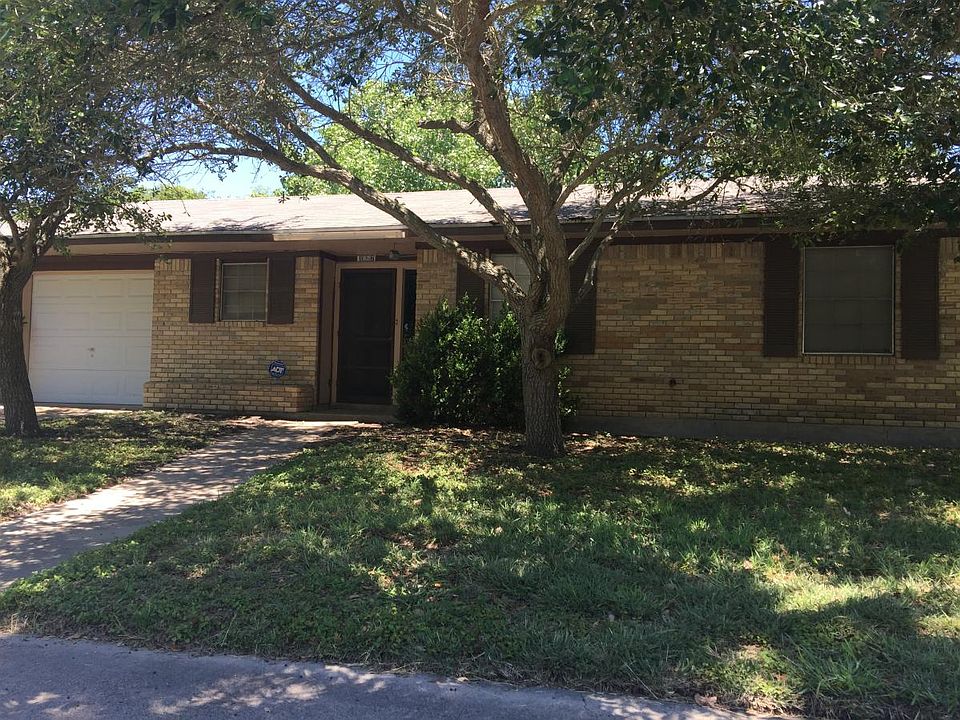 1st image of 1027 Southcliff Dr