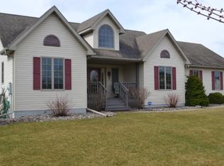 198 Red Pine Dr, Somerset, WI 54025