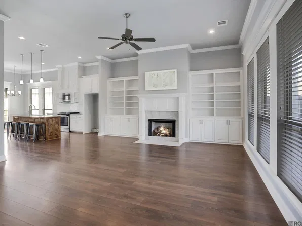 14418 Sterling Oaks Dr, Gonzales, LA 70737